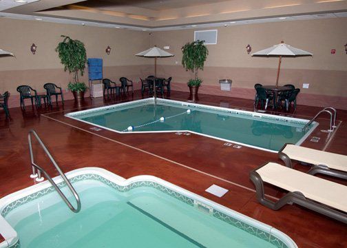 Express And Medical District By Ihg Hotel 2*